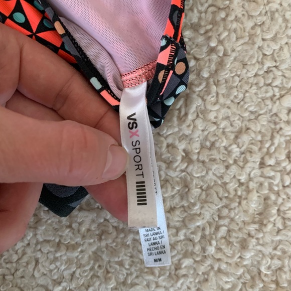 Victoria’s Secret Sports Bra - Picture 2 of 3